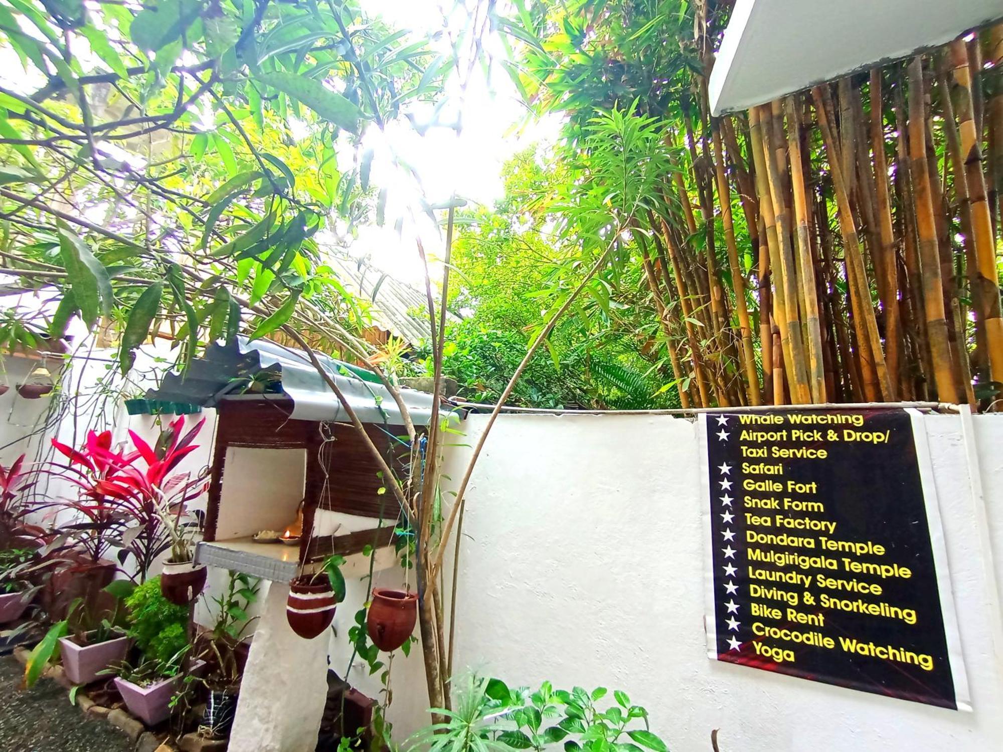 Ramesh Guesthouse Mirissa Dış mekan fotoğraf