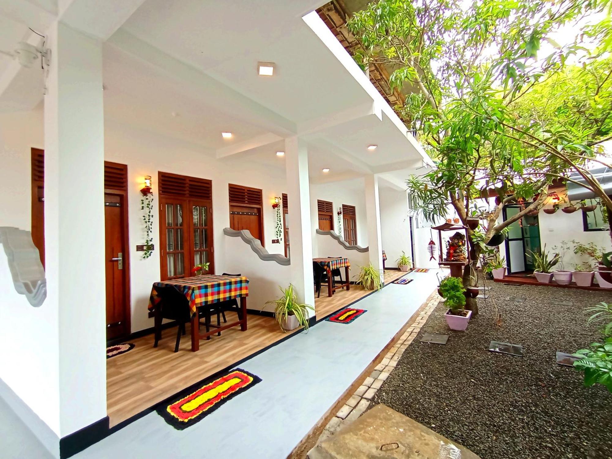 Ramesh Guesthouse Mirissa Dış mekan fotoğraf