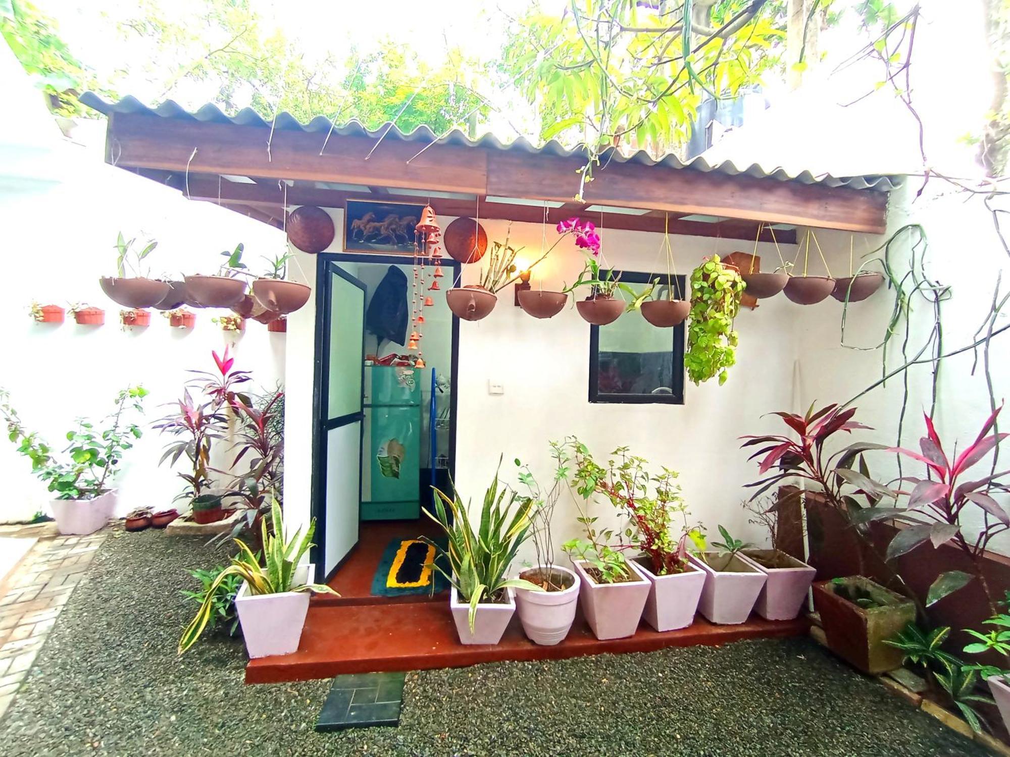 Ramesh Guesthouse Mirissa Dış mekan fotoğraf