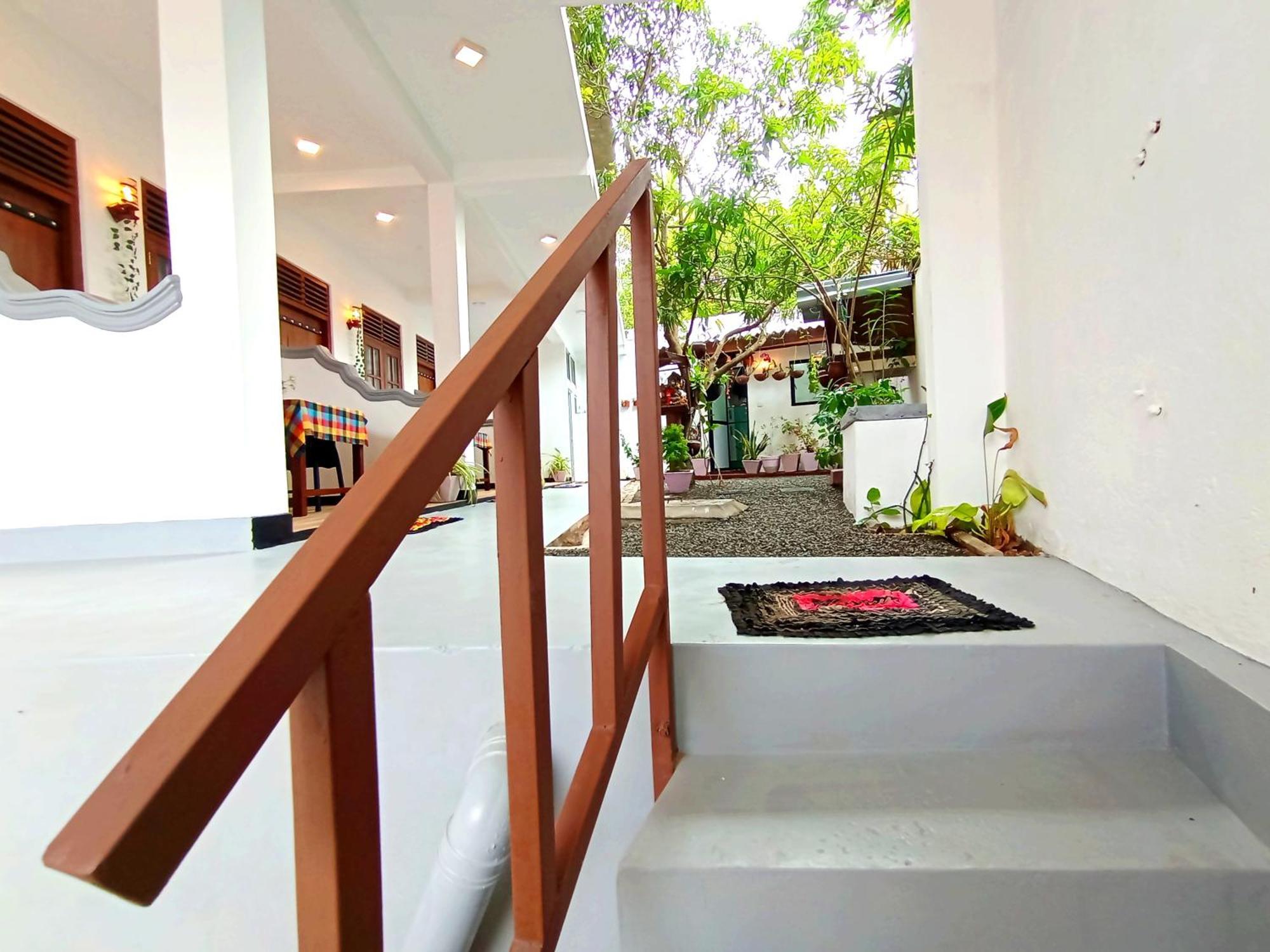 Ramesh Guesthouse Mirissa Dış mekan fotoğraf