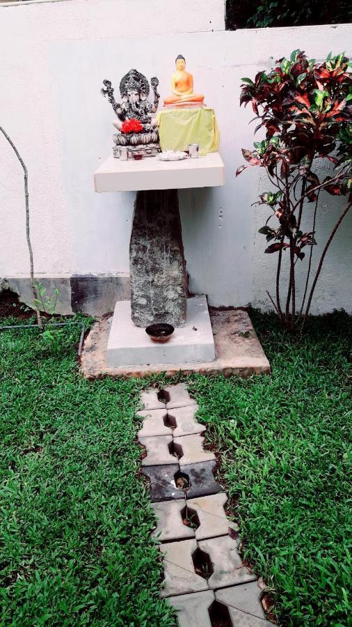 Ramesh Guesthouse Mirissa Dış mekan fotoğraf
